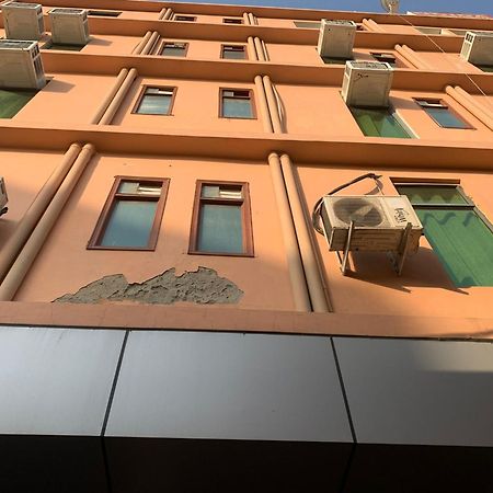 Hotel Noida Continental 外观 照片