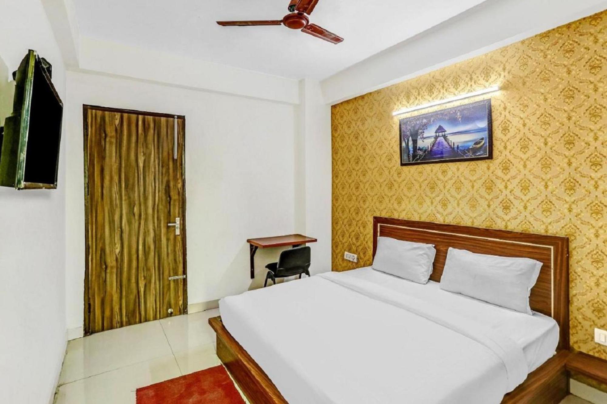 Hotel Noida Continental 外观 照片