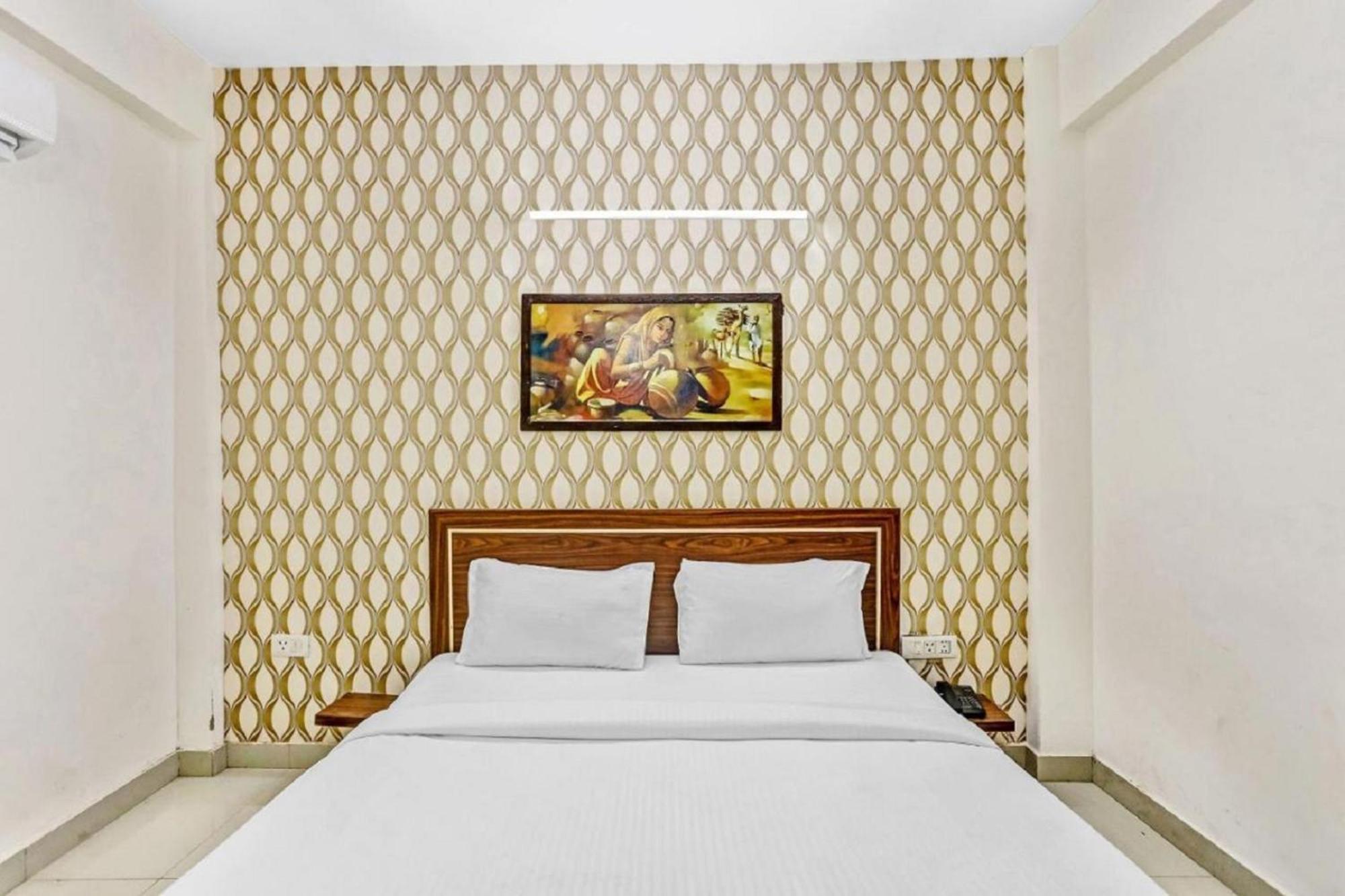 Hotel Noida Continental 外观 照片